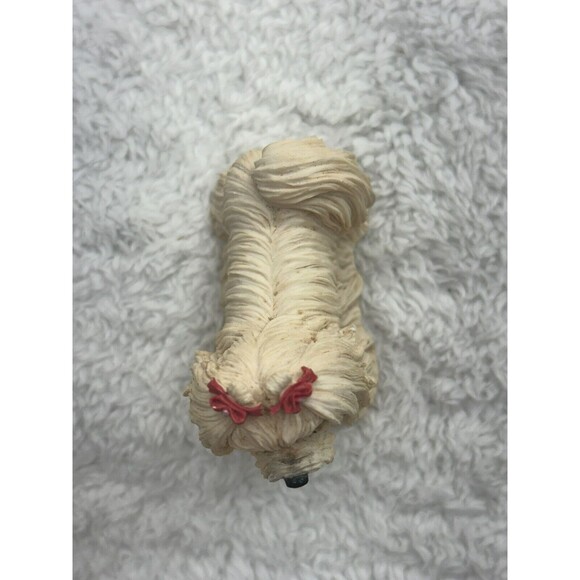 Sandicast Blonde Maltese Dog Glass Eyes Miniature Figurine Signed W.U. 98 VTG - Picture 5 of 15